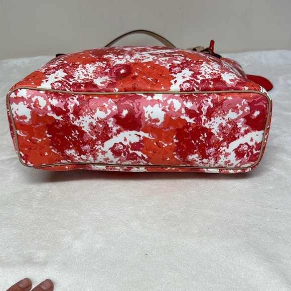 Coach Peyton Floral Print Zip Tote Coated Canvas Large F31342 Never Used - Picture 4 of 14